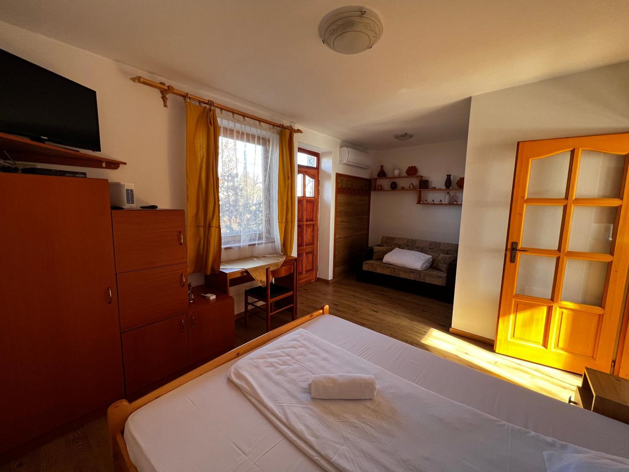 Aqua Thermal Soterapia Es Apartmanhaz Puspokladany Екстер'єр фото